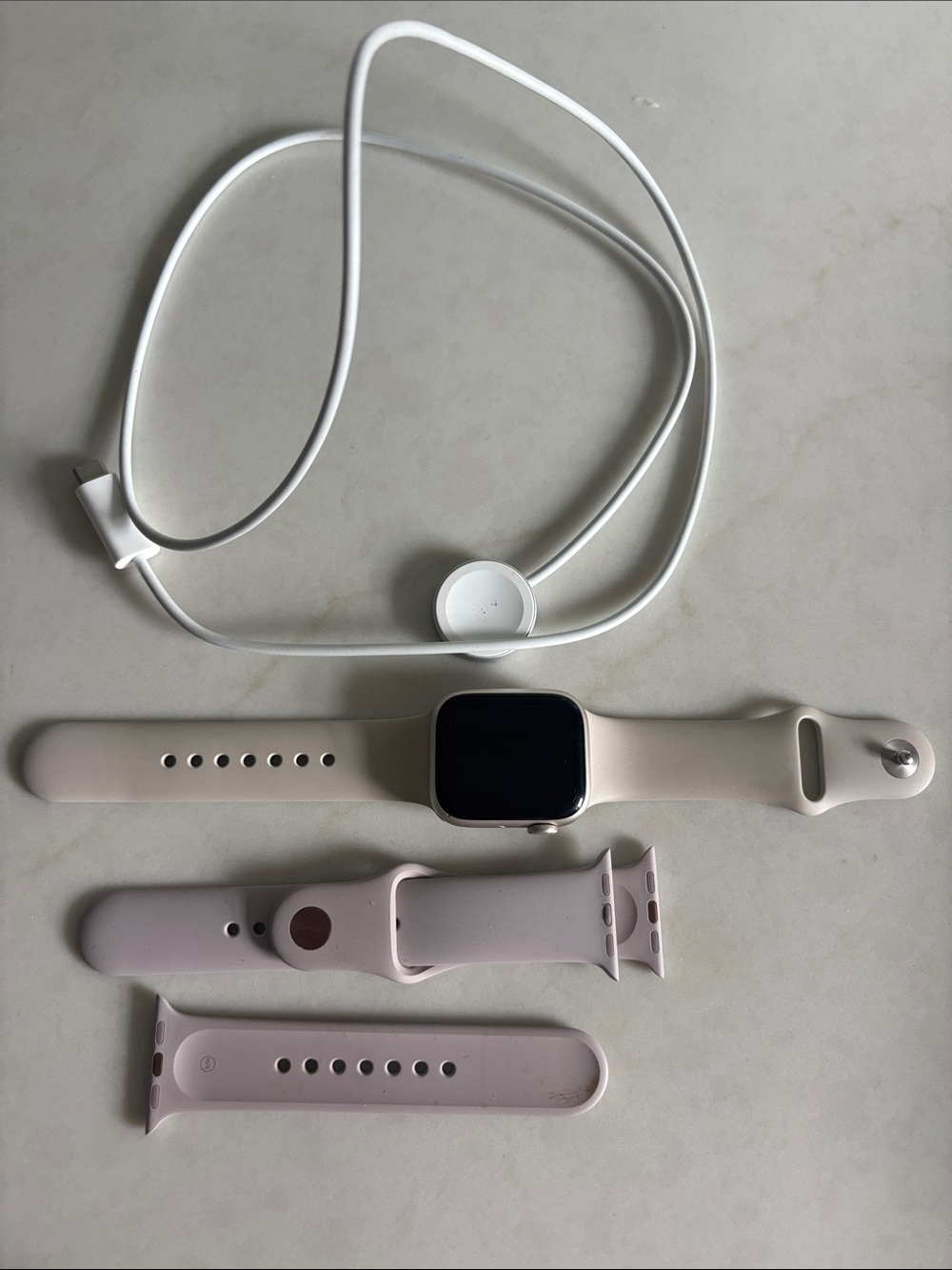 Apple Watch serie 3 41mmlike new Smartwatch with Magnetic Charger and Extra Band